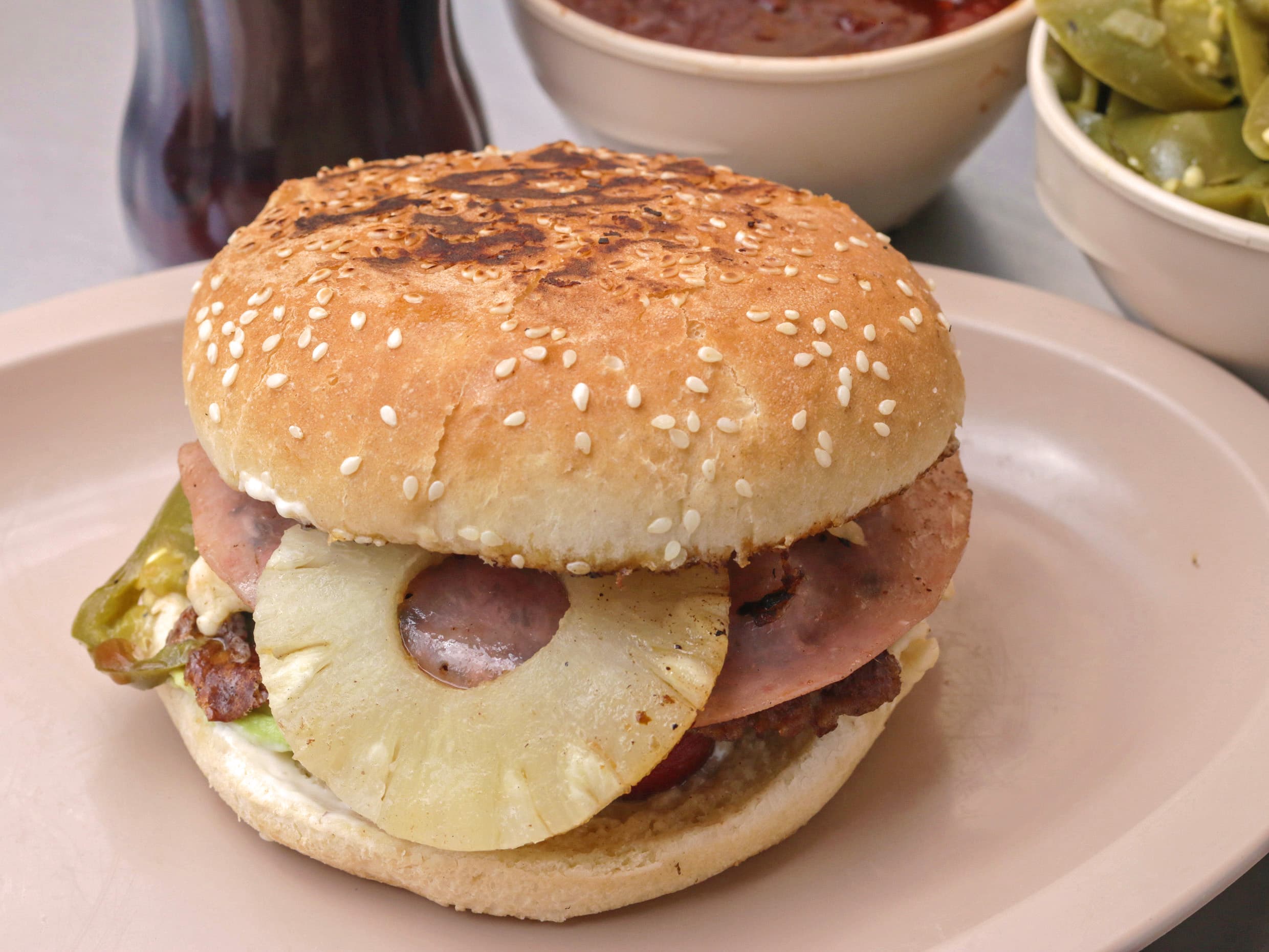 Hamburguesa hawaiana