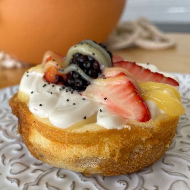 Cheesecake Individual Limón y Frutos Rojos