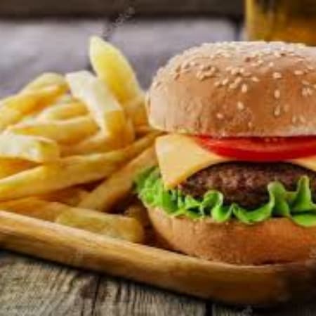 COMBO Hamburguesa + Papas de 500 + Coca-Cola 600