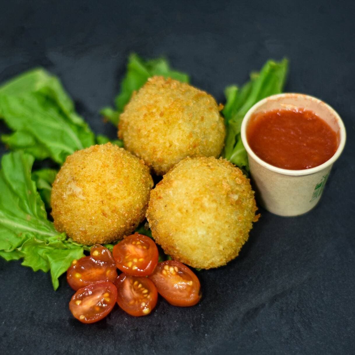 Bolitas de queso apanado