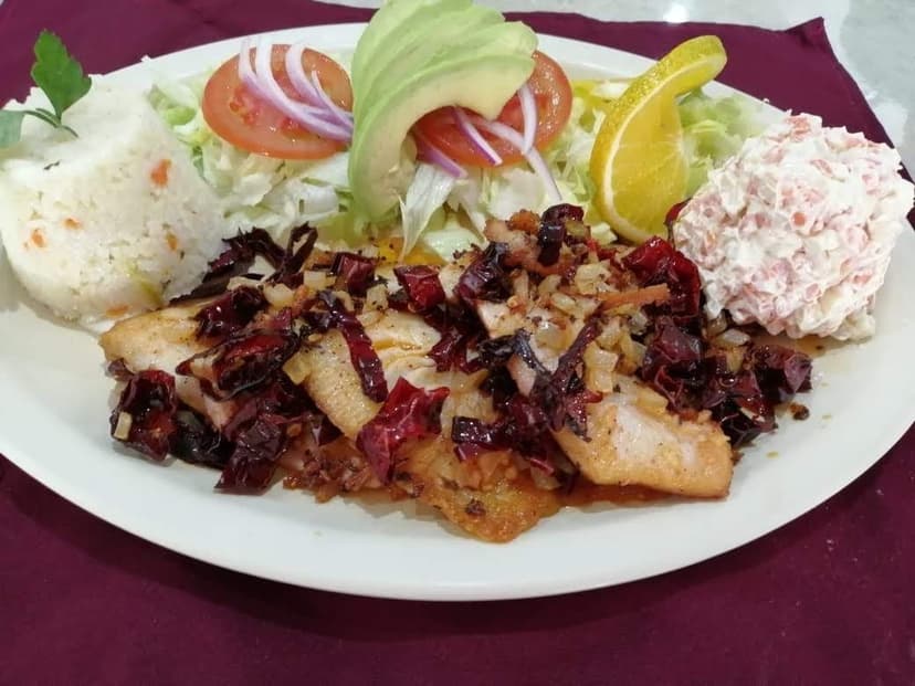 Mariscos los Tres Plebes