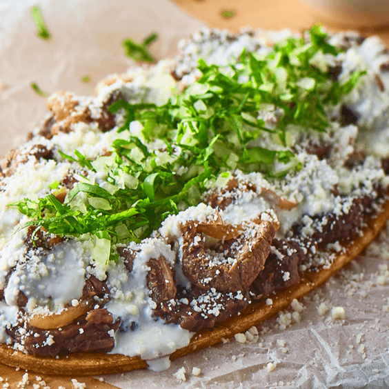 Huarache de Bistec