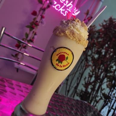 FRAPPÉ MAZAPÁN
