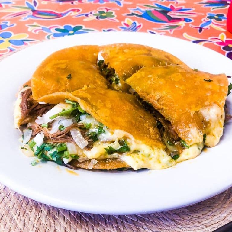 Quesabarbacoa