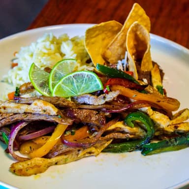 Fajitas + Agua del Dia 1litro