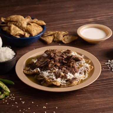 Chilaquiles Bistec Grandes