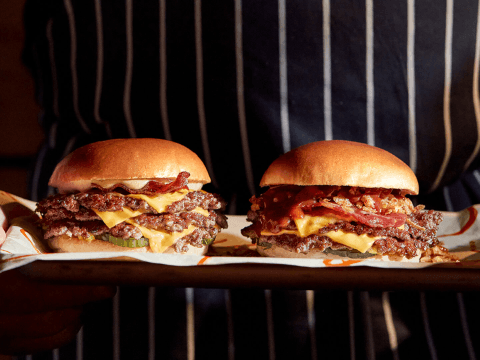 BUNKER SMASH BURGER