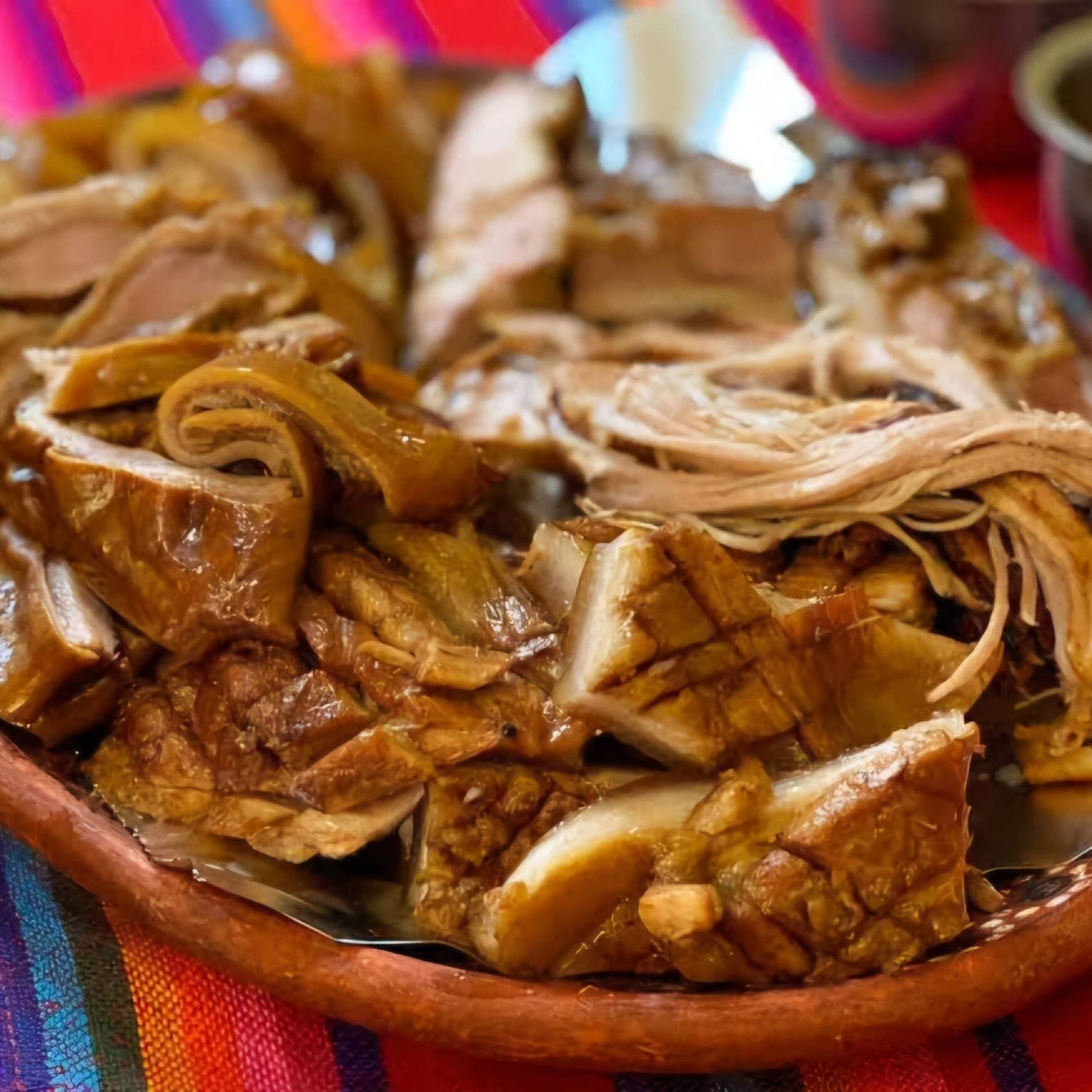 1 Kilo de Carnitas.