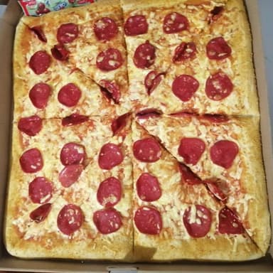 Pizza Pepperoni Familiar