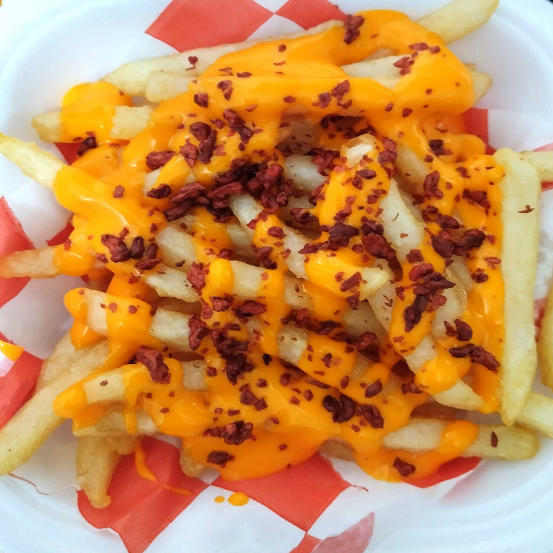 Papas Queso y Tocino