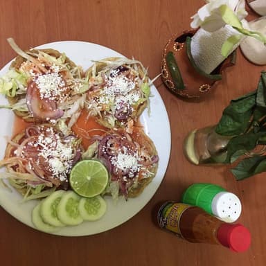 Sopes de Pierna