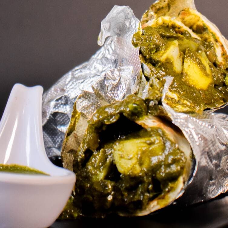 Aloo Saag Burrito (Vegano)