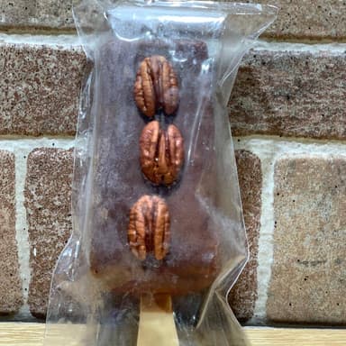 Paleta de Vainilla Cubierta de Chocolate y Nuez