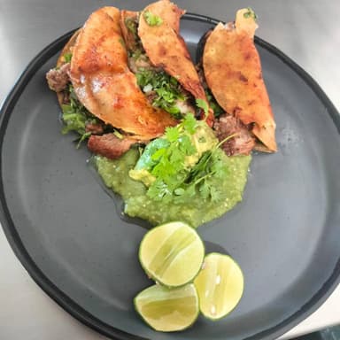 Quesabirrias de Cantina (3 Pzas)