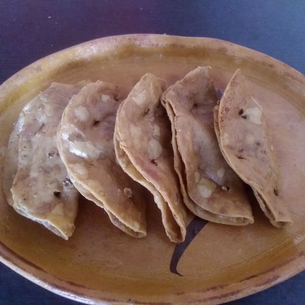 Tacos Dorados de Sesos