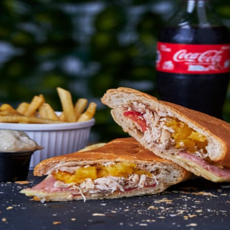 Sándwich Pollo Piña 23 Cm Combo Personal