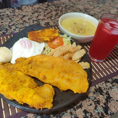 Almuerzo Robalo