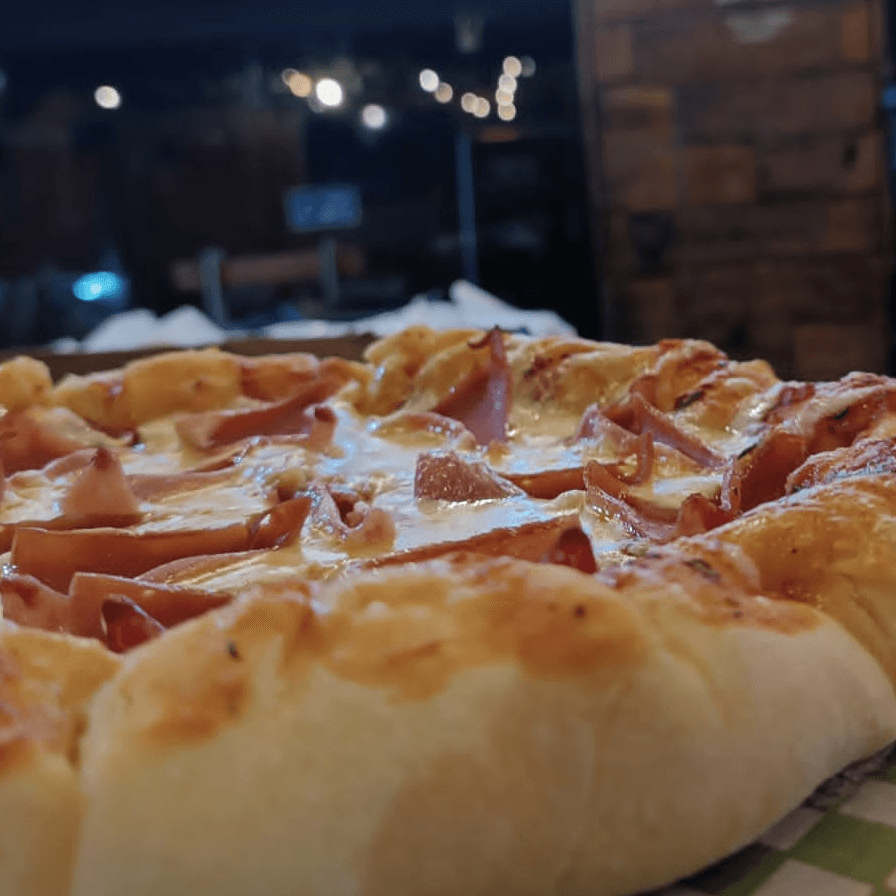 Pizza de Jamón y Queso