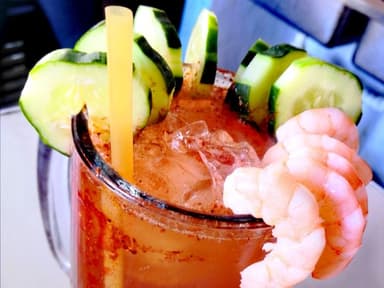Michelada con Camarones 1 Litro