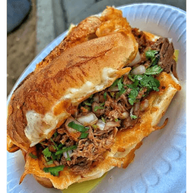 Torta de Birria