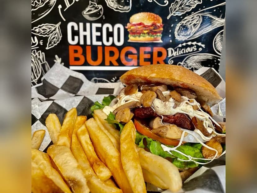 Checo Burguer (Hamburguesas al carbón)