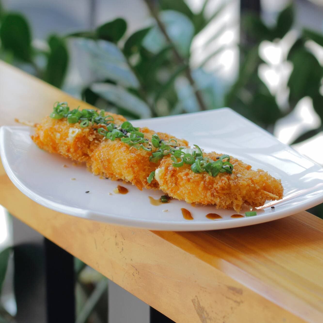 BROCHETA DE QUESO Y CAMARÓN