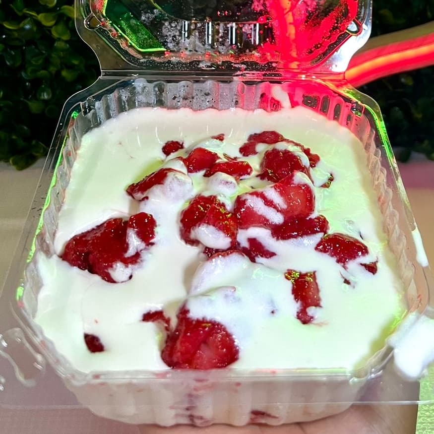 Charola Fresas Con Crema Tradicional 450gr