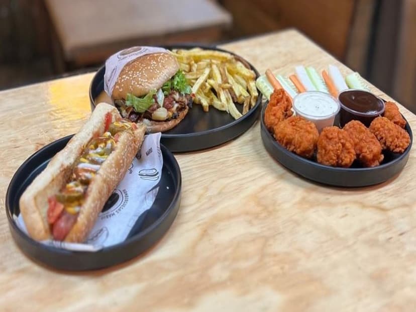 Hamburguesas Mario Suc.Bosques