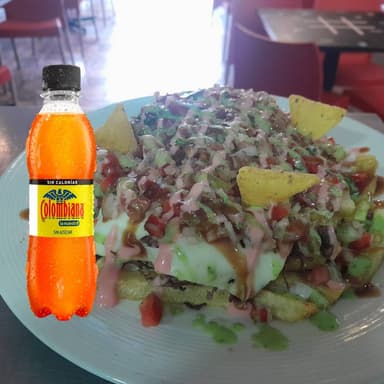 Salchipapa Mexicana mas Gaseosa 250ml 2X1