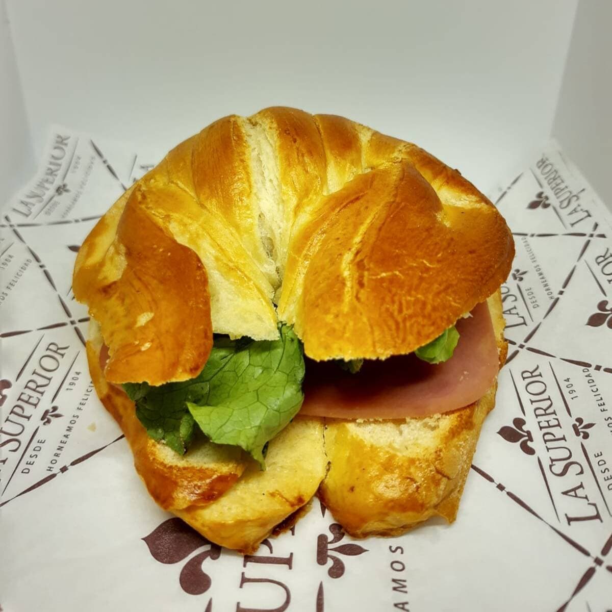 Cuernito de Jamón