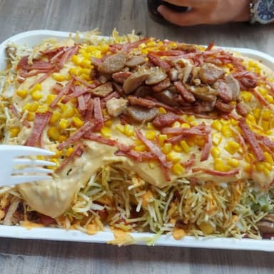 Salchipapa Combi Especial (4 Personas)