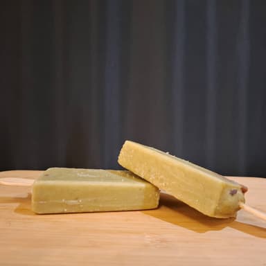 Paleta de Hielo Sabor Aguacate con Nuez