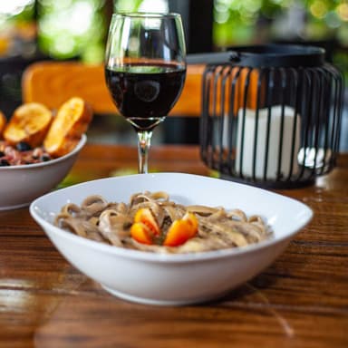 Fetuccini con Champiñones