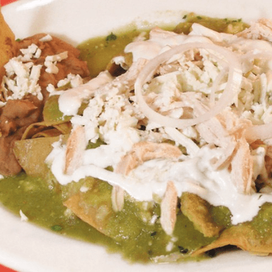 Chilaquiles Verdes con Pollo