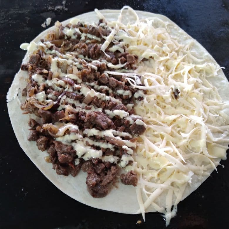 Gringa de carne al pastor