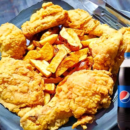 Pollo Pio Crispy 8 pzas más Pepsi 1 L