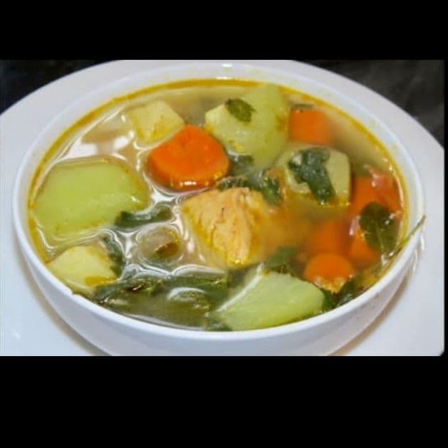 Sopa de pollo