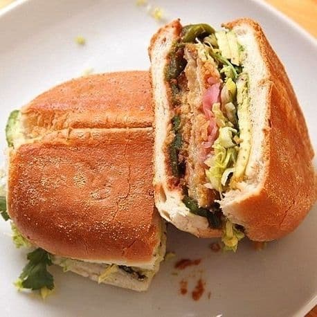 MILANESA DE POLLO PROMO $75
