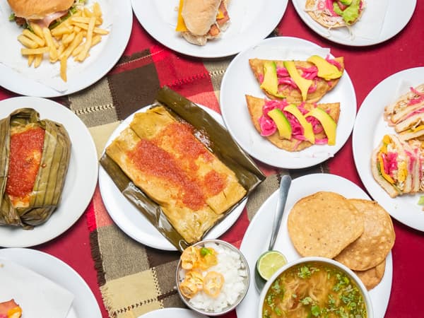 ANTOJITOS ARTEAGA COMIDA REGIONAL
