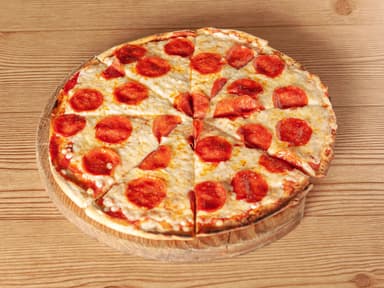 Pizza Jamon y Peperoni
