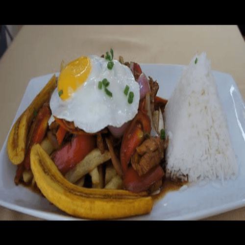 Pollo Saltado a Lo Pobre