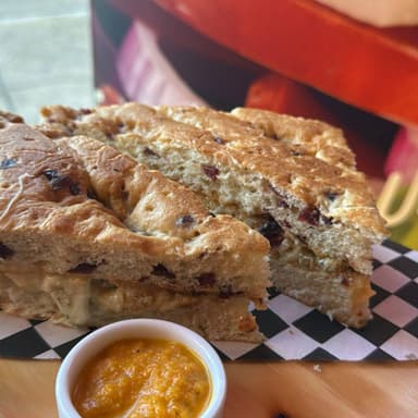 Panini Tres Quesos