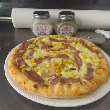Pizza Salami con Carne Molida (Porcion)