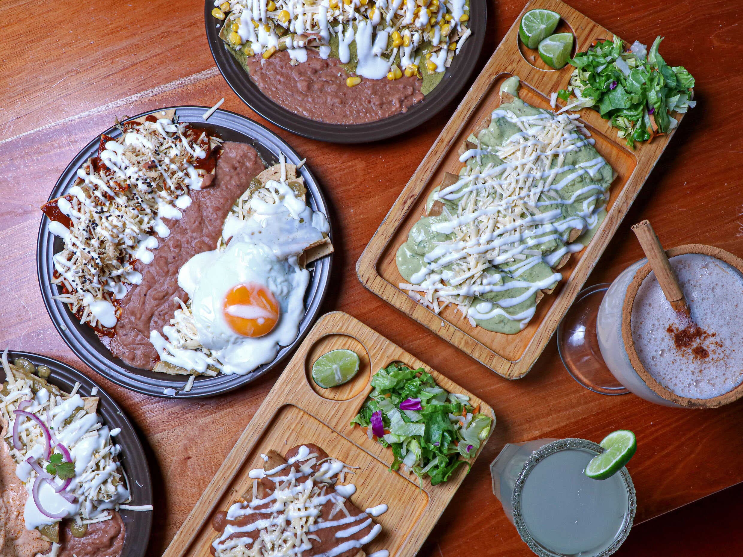 TACOS BAÑADOS (LAZARO CARDENAS)