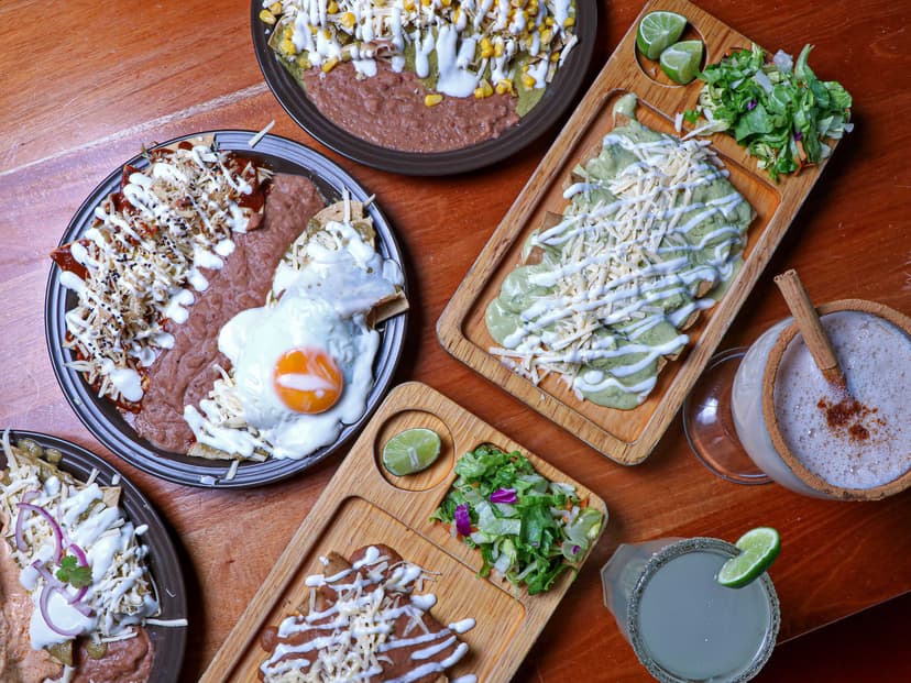 TACOS BAÑADOS (LAZARO CARDENAS)