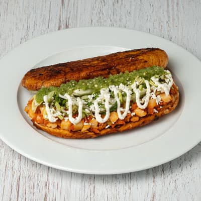 Pambazo de papas con chorizo