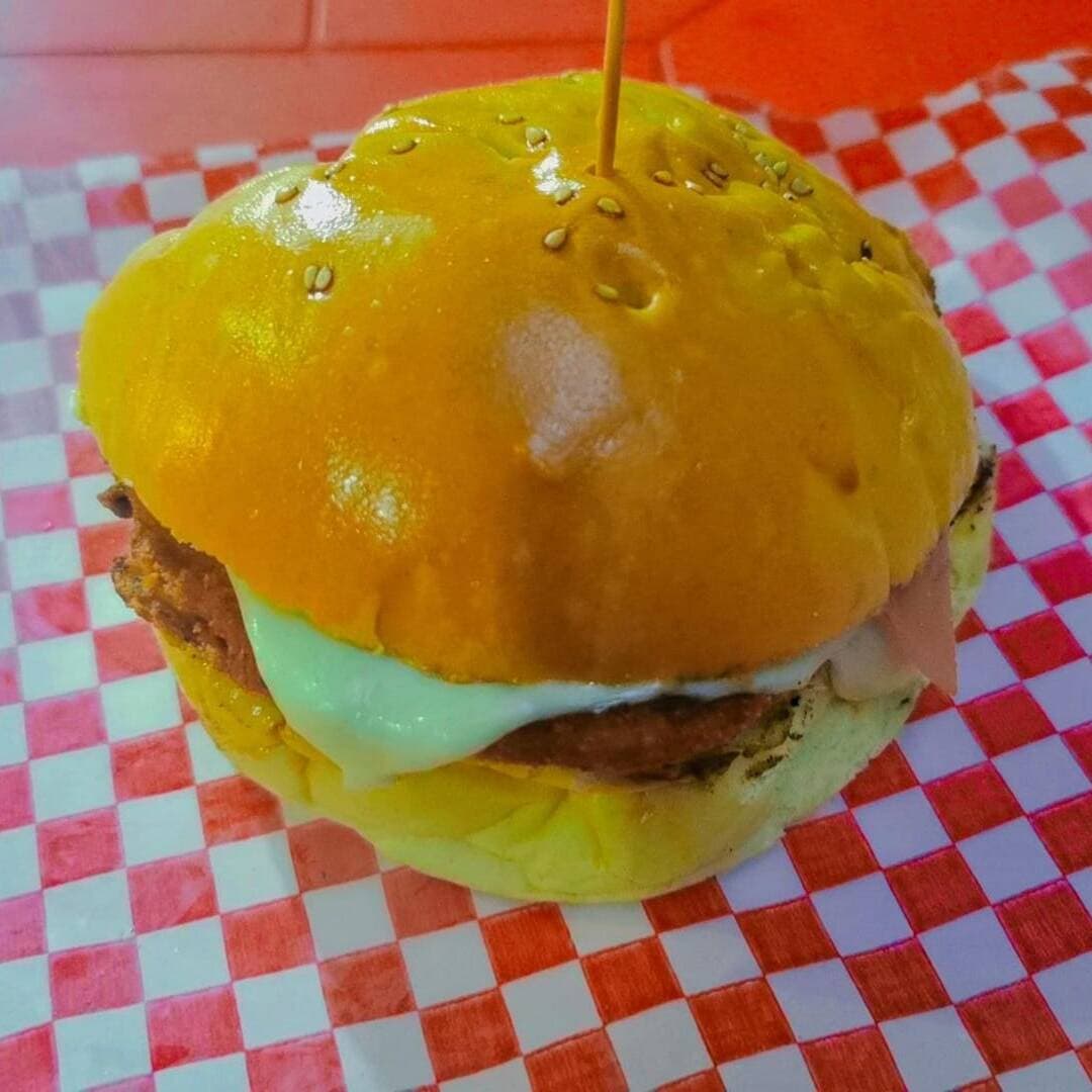 ° Hamburguesa Pollo Apanado + Papa frista