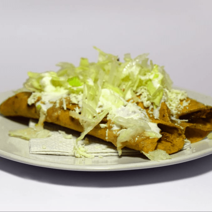 Orden de 3 Tacos Dorados de Tinga