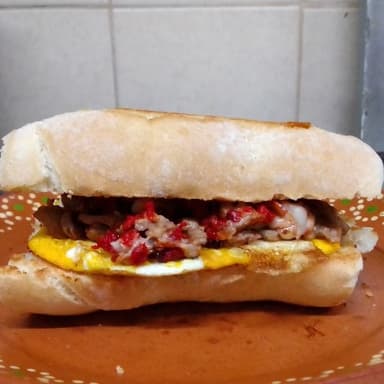 Ke Torta Caliente Esmeralda