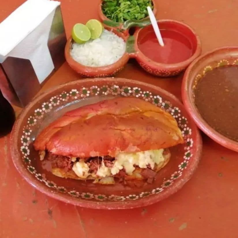 Torta de Birria